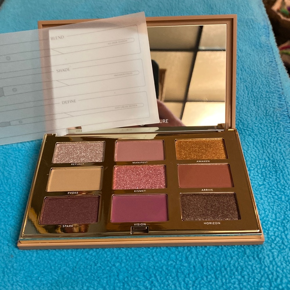 Complex Culture Future’s So Bright Eyeshadow Palette